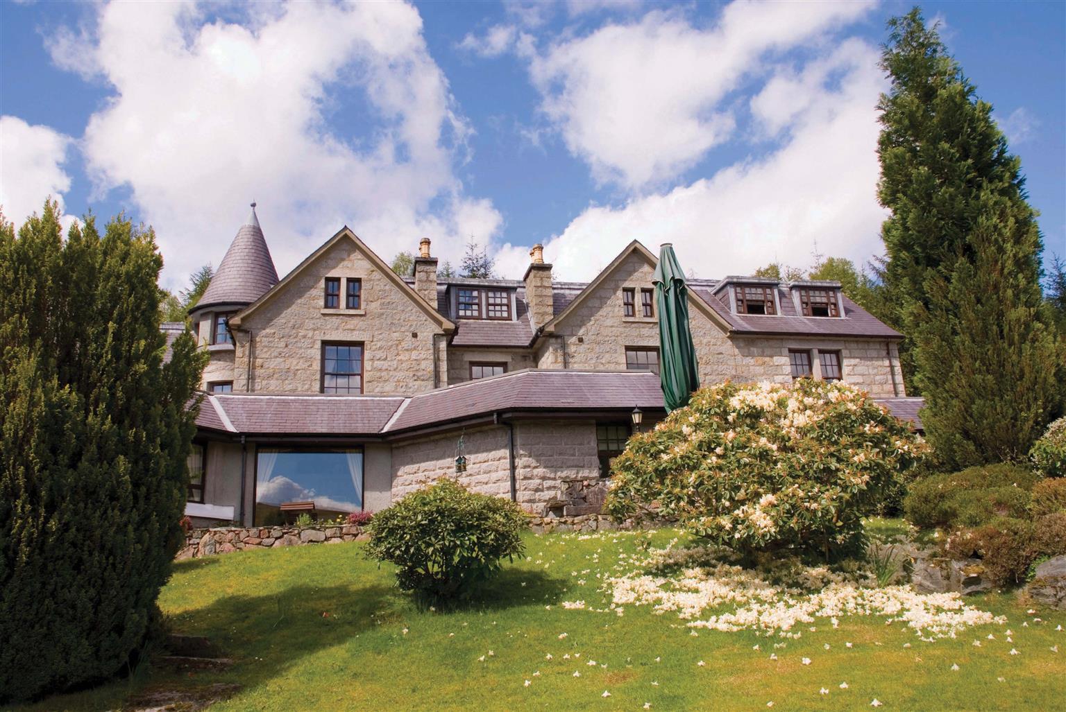 Glenspean Lodge Hotel 로이브리지 외부 사진